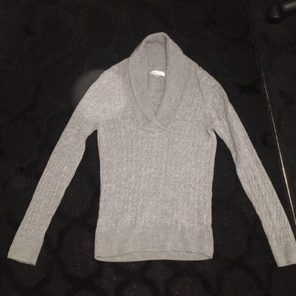 Gray cable knit sweater